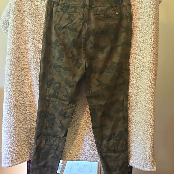 Camouflage Pants Womens - Picture 7 of 9